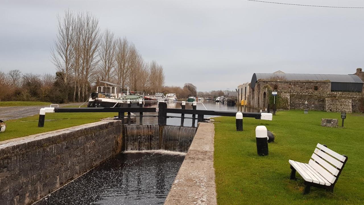 Bed and Breakfast The Harbour Masters House Banagher Exterior foto